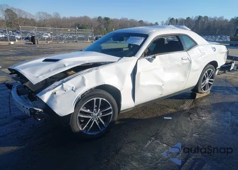 2019 Dodge Challenger Sxt Awd z USA, uszkodzony, nr VIN 2C3CDZGGXKH759704
